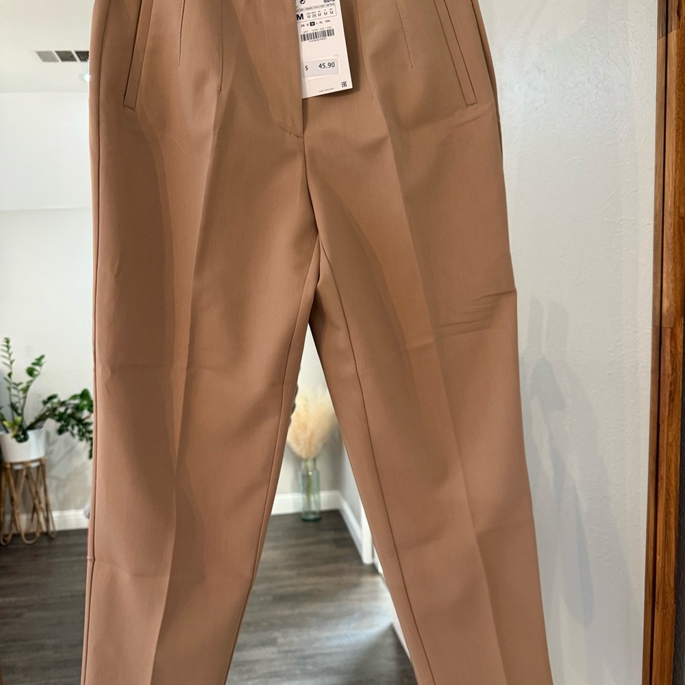 Zara Women's Tan Trousers Size Medium